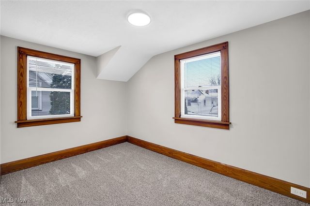 1008 Yale Avenue NE, Massillon, OH 44646