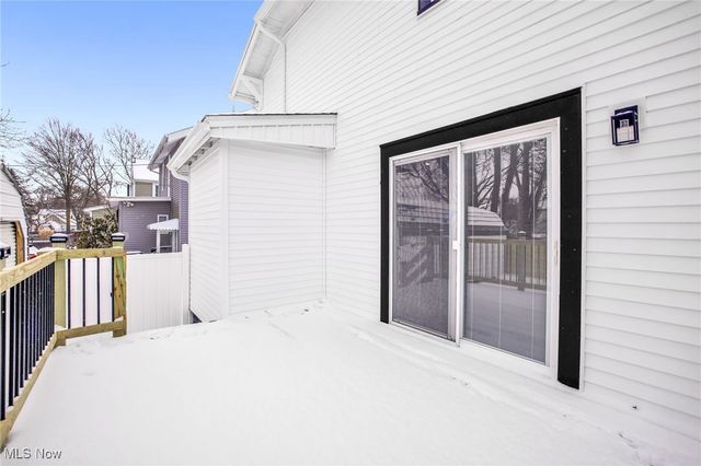 1008 Yale Avenue NE, Massillon, OH 44646