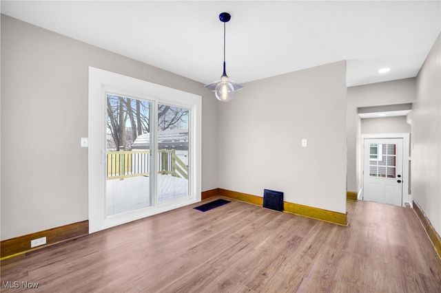 1008 Yale Avenue NE, Massillon, OH 44646