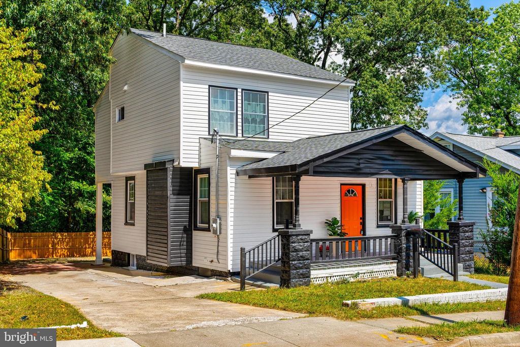 2800 UPSHUR ST, Mount Rainier, MD 20712