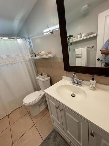 3499 E Bayshore Road, Redwood City, CA 94063