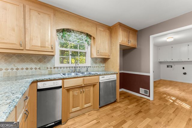 3066 Meadowood Court, Gainesville, GA 30507