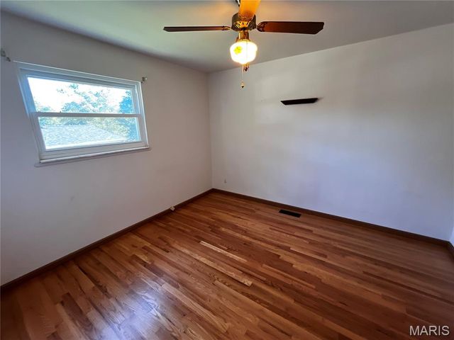 2369 Saint Joseph Drive, Arnold, MO 63010