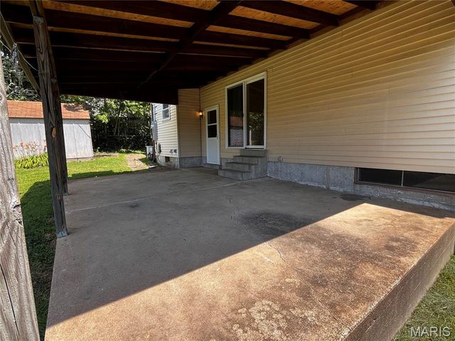 2369 Saint Joseph Drive, Arnold, MO 63010