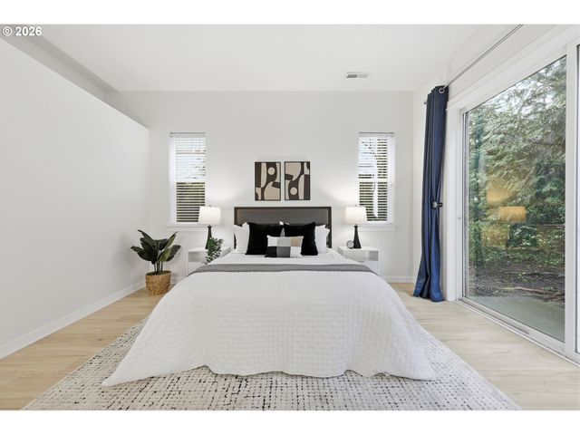 8361 Sw 24TH Ave, Portland, OR 97219