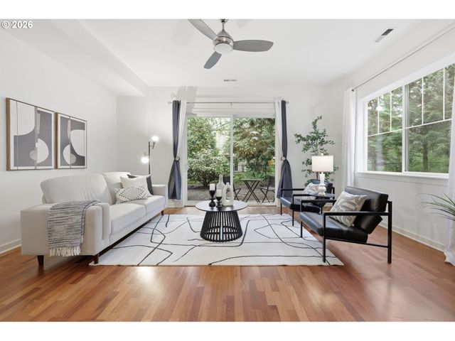 8361 Sw 24TH Ave, Portland, OR 97219