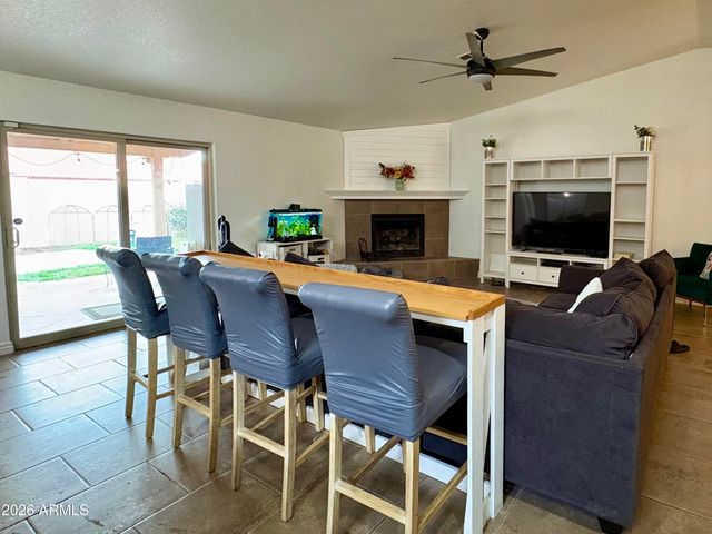 5829 E ENROSE Street, Mesa, AZ 85205