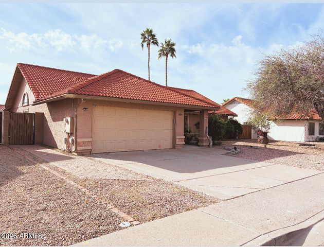 5829 E ENROSE Street, Mesa, AZ 85205
