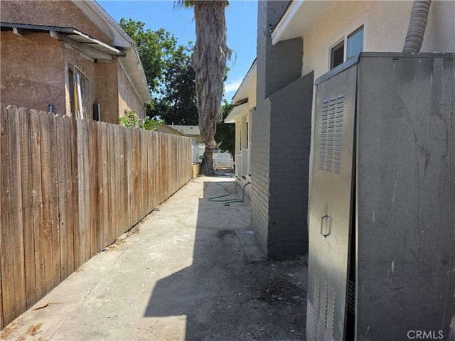 1601 E 43rd, Los Angeles, CA 90011