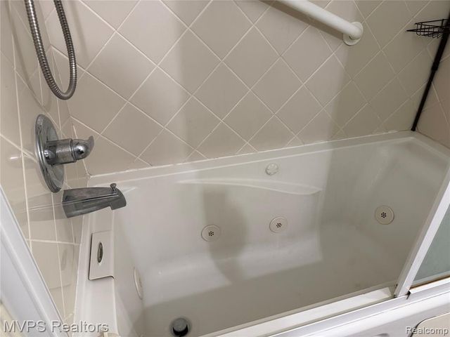 5043 Blair Drive, Troy, MI 48085