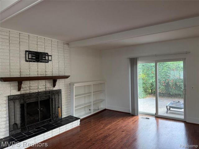 5043 Blair Drive, Troy, MI 48085