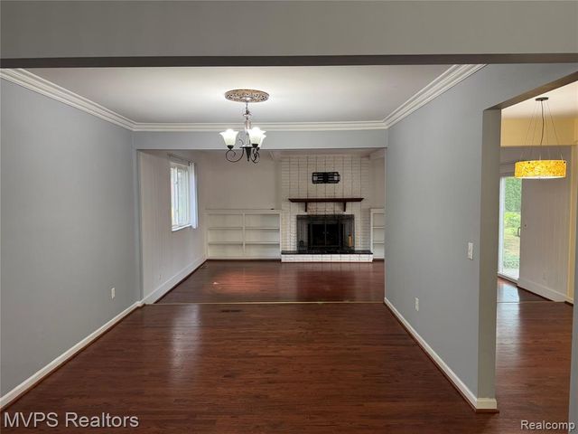 5043 Blair Drive, Troy, MI 48085
