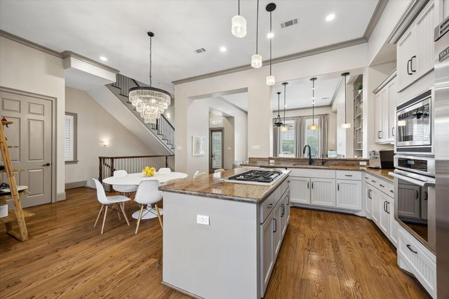 2105 Argonne Street, Houston, TX 77019