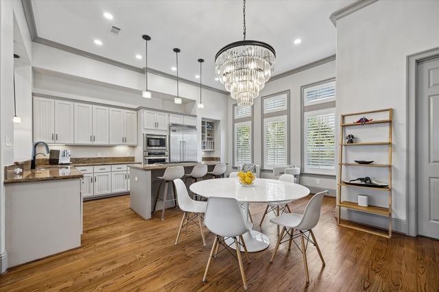 2105 Argonne Street, Houston, TX 77019