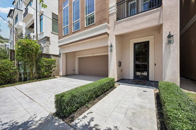 2105 Argonne Street, Houston, TX 77019
