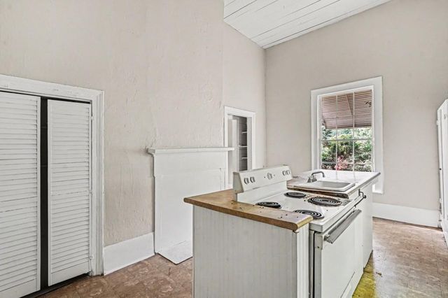 192 Cloud Street, Jonesboro, GA 30236