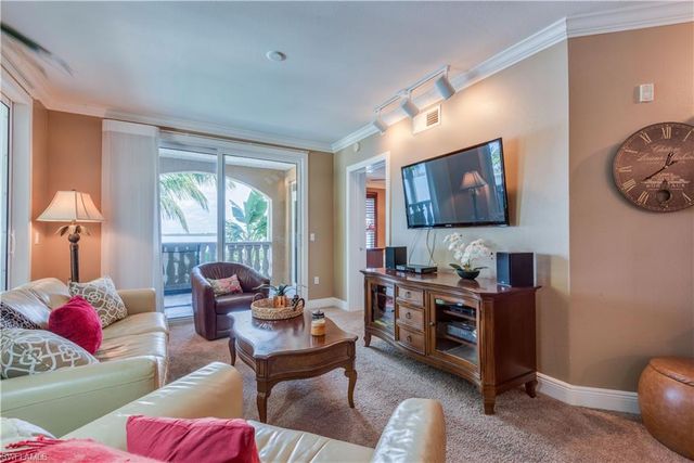 2825 Palm Beach BLVD 219, Fort Myers, FL 33916