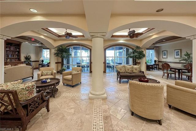 2825 Palm Beach BLVD 219, Fort Myers, FL 33916