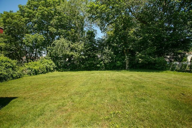 132 Evarts Street 2, Newport, RI 02840