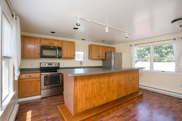 132 Evarts Street 2, Newport, RI 02840