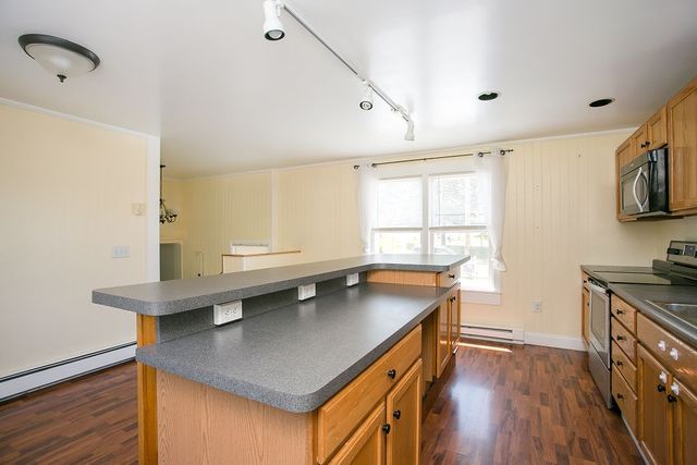 132 Evarts Street 2, Newport, RI 02840