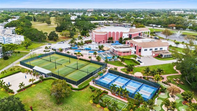 17 Lyndhurst A, Deerfield Beach, FL 33442