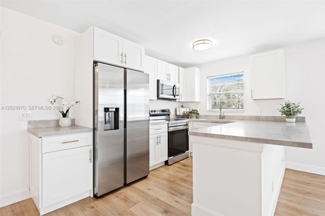 17 Lyndhurst A, Deerfield Beach, FL 33442