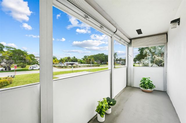 17 Lyndhurst A, Deerfield Beach, FL 33442