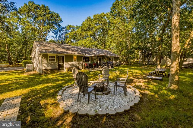 14 TUCKERTON RD, Shamong, NJ 08088