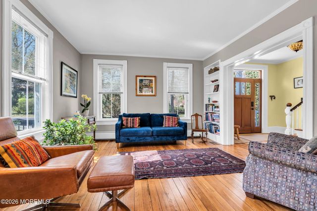 531 Locust Point Road, Rumson, NJ 07760