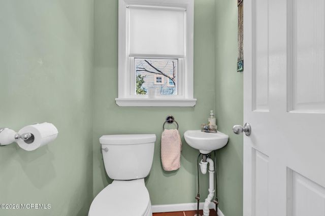 531 Locust Point Road, Rumson, NJ 07760