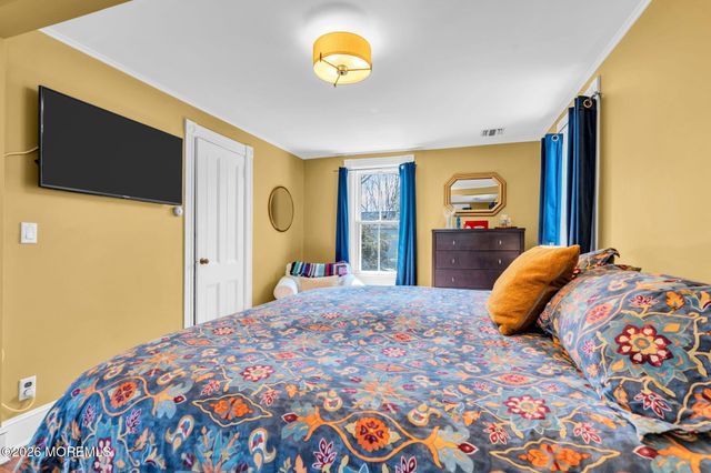 531 Locust Point Road, Rumson, NJ 07760