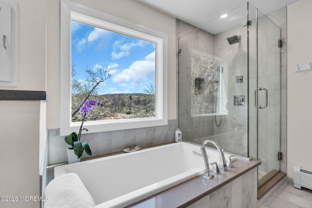 531 Locust Point Road, Rumson, NJ 07760