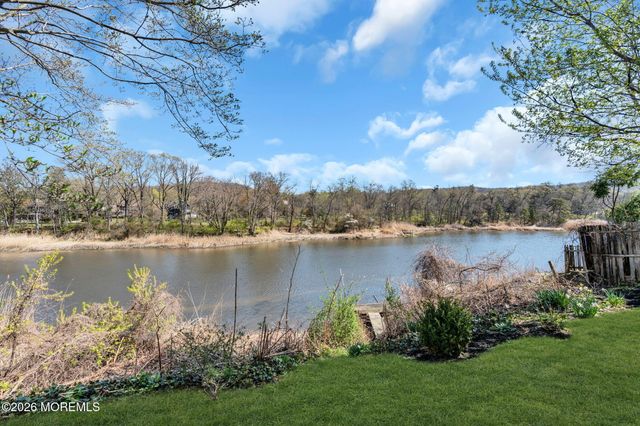 531 Locust Point Road, Rumson, NJ 07760