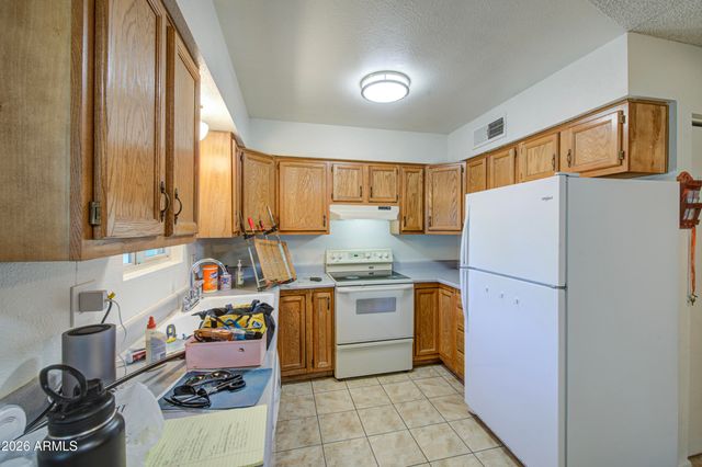 1258 W MANHATTON Drive, Tempe, AZ 85282