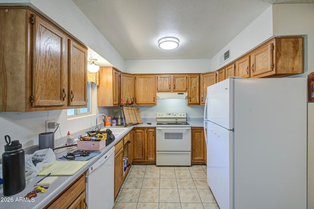 1258 W MANHATTON Drive, Tempe, AZ 85282