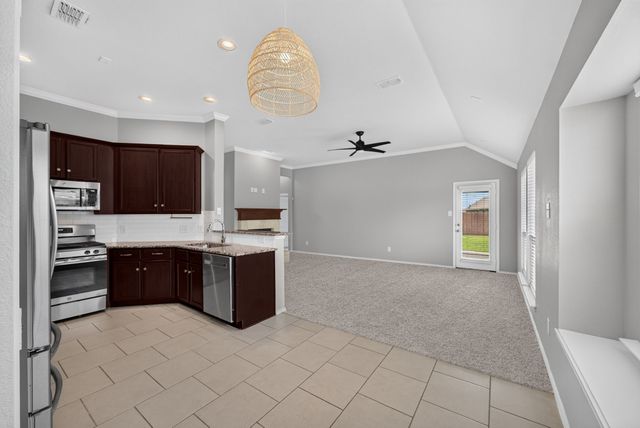 1928 Glen Meadow Drive, Royse City, TX 75189