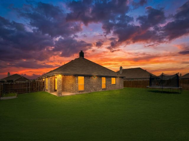 1928 Glen Meadow Drive, Royse City, TX 75189