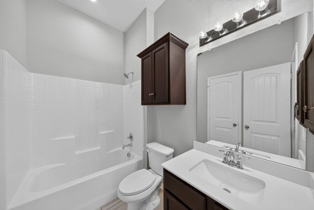 1928 Glen Meadow Drive, Royse City, TX 75189