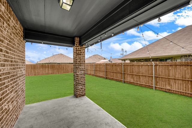 1928 Glen Meadow Drive, Royse City, TX 75189