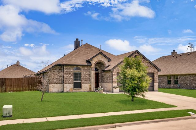 1928 Glen Meadow Drive, Royse City, TX 75189