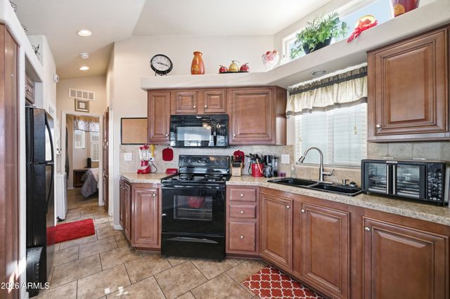 120 E MESQUITE Drive, Florence, AZ 85132