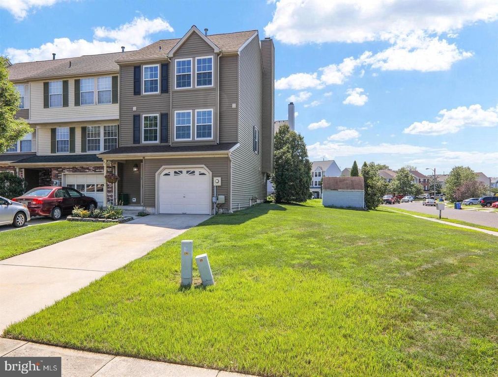 22 CANTERBURY CT, Glassboro, NJ 08028