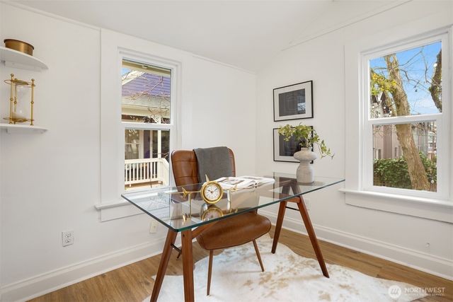 3443 21st Avenue W, Seattle, WA 98199