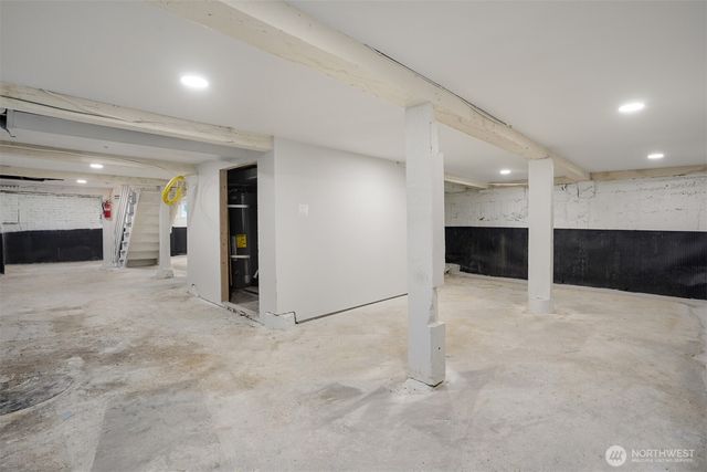 3443 21st Avenue W, Seattle, WA 98199