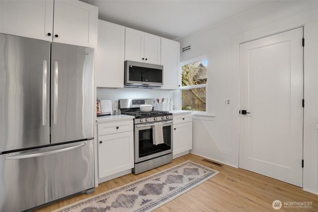 3443 21st Avenue W, Seattle, WA 98199