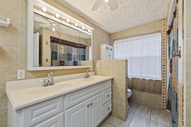 10356 111TH AVENUE, Largo, FL 33773