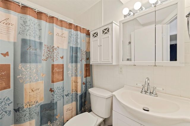 10356 111TH AVENUE, Largo, FL 33773