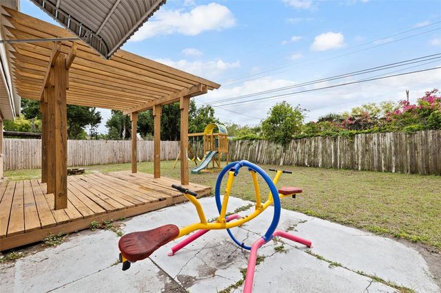 10356 111TH AVENUE, Largo, FL 33773