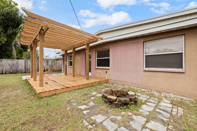 10356 111TH AVENUE, Largo, FL 33773